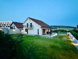 Hermes Guest House - Mădăraş