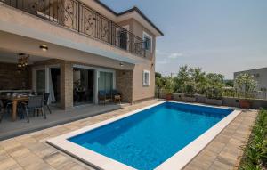 Villa with nice pool, luxuriously furnished, quiet area - by TRAVELER tourist agency Krk ID2389