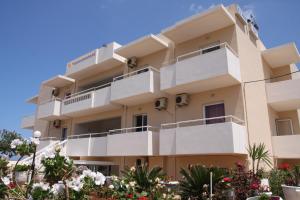 Silver Sun Studios & Apartments Heraklio Greece