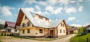 Dom na okraji obce - Privát Šiškovci - Ubytování bez kategorie ve městě Habovka