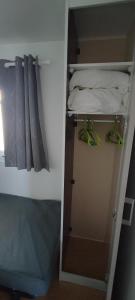 Campings Mobil home - Clim, LV, TV - Camping '4 etoiles' - Vic-la-Gardiole - 007 : photos des chambres