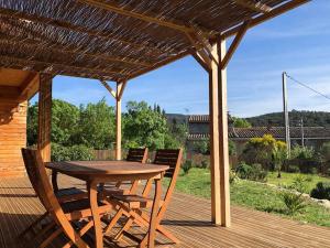 Maisons de vacances Ambiance zen et au calme avec jacuzzi privatif : photos des chambres