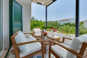 Villa Silencia 200 m do mora jacuzzi besplatni parking idealno za obitelj