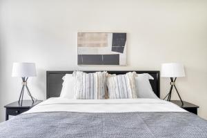 Sunnyvale 1BR w Pool WD Gym nr 101 SFO-1050