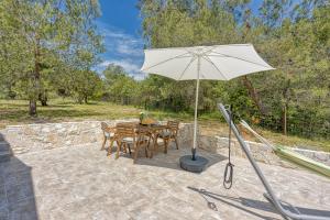 Eco House Casa Grigia Zabodarski Beach - Happy Rentals
