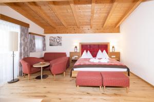 Superior Suite with Balcony 