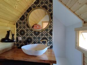 Maisons d'hotes Cottage climatise avec baignoire SPA 2 personnes : photos des chambres