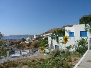 Agnanti Hotel Milos Greece