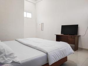 Adela Homestay Syariah Near Universitas Muhammadiyah Jambi Mitra RedDoorz