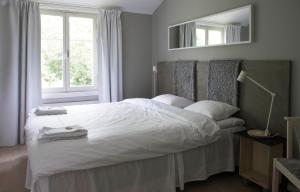 Queen Room room in Skeviks Gård