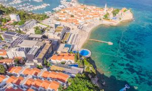 Leona Residences Apartment