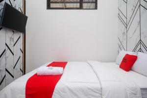 RedDoorz at Tasneem Puspowarno Semarang