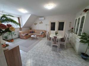 Apartment Gyenesdias 18