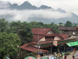 DokPhut Guesthouse