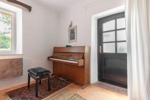 Šentjane bay view house