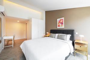 Lisbon Oriente Suites by Olala Homes