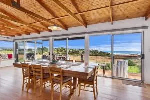 Stones Throw 26 River View Drive - Carrickalinga