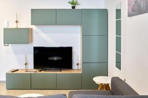 Top Floor Sea View Apartment Spa n Pools