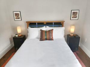 SkyHouse JC - New 3BR Apt with Private Rooftop