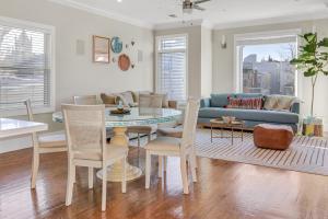 SkyHouse JC - New 3BR Apt with Private Rooftop