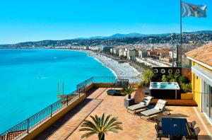 11 Quai Rauba Capeu, Nice 06300, France.