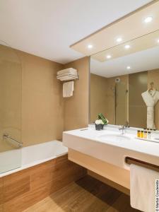 Hotels Hotel Lyon Metropole : photos des chambres