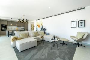 HigueronRentals Seashell