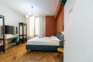 Room Eleven