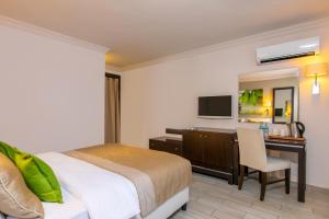 Marmaris Bay Resort - Adults Only