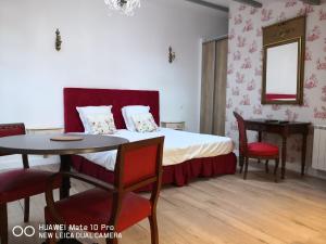 Hotels Hotel Le Saint Laurent : photos des chambres