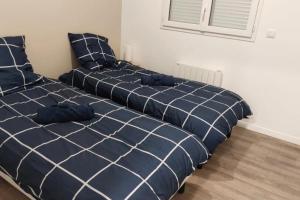Appartements SER2 Studio , 2 lits simples, wifi, sweet home : photos des chambres