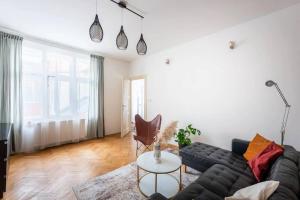 2 bedrooms apt near Wenceslas sq