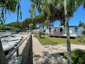 Campings Camping Les Cigales : photos des chambres