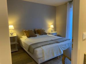 B&B / Chambres d'hotes L'Eveil en Provence : Chambre Lits Jumeaux - Vue sur Jardin