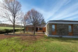 Impresionant Xalet la Roca Forada - Saga 