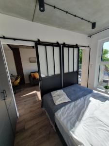 Green Port SPA Kołobrzeg STYLOWY LOFT- w cenie klimatyzacja, baseny, 2 jacuzzi, sauna, szlafroki, bawialnia