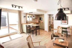 16 - EL ESTUDIO DEL PONIENTE - ENJOY TARIFA