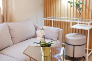 Hotel Vibe in Manhattan Plaza, Araneta City, Cubao