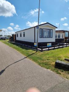 Camping Zeezicht Verhuur Chalet aan Zee