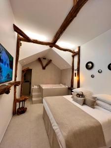 Love hotels Tamarin & Capucin Suite Balneo : photos des chambres