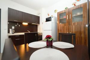 Santa Cruz apartment