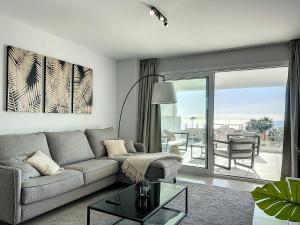 Via Celere 2328 Luxury Sea View Apartment