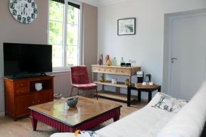 Sejours chez l'habitant Maison Menadel : Chambre Double avec Salle de Bains Privative