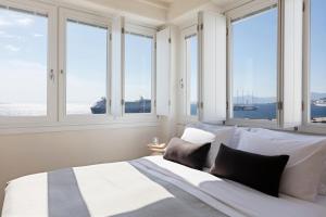 Superior Suite with Sea View room in Porto Mykonos