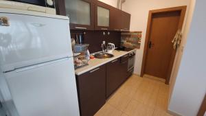 Complex Top Apartment