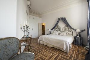 Deluxe King Room with Sea View room in Piazza Venezia Le Camere