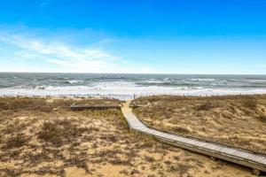 FFR211 - Atlantic View Retreat