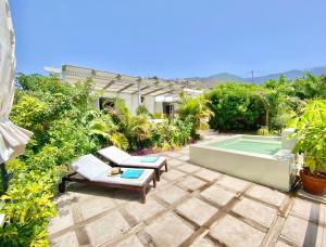 Casa Badana, Exclusiva Casa Privada con Piscina y Vistas al Mar