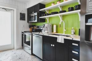 Sandbox 203 71St St East Villa