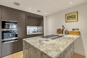 Canal Side Luxury 1 Bed Chelsea